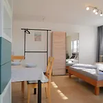 Haus Proese Mit 2 Ferienwohnungen, 15 Minuten Zur Ostsee * Koserow