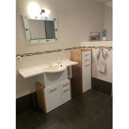 Haus Proese Mit 2 Ferienwohnungen, 15 Minuten Zur Ostsee