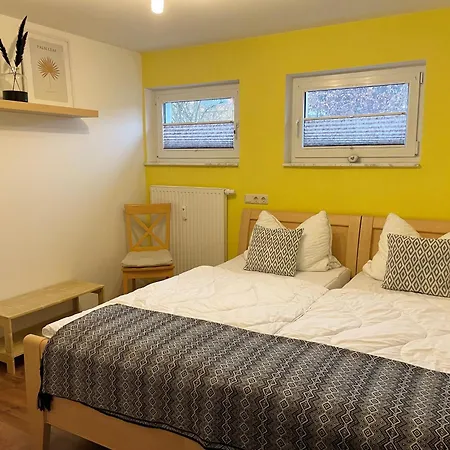 Apartament Haus Proese Mit 2 Ferienwohnungen, 15 Minuten Zur Ostsee Koserow