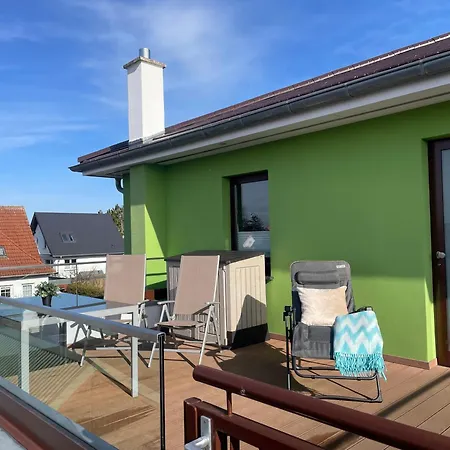 Haus Proese Mit 2 Ferienwohnungen, 15 Minuten Zur Ostsee Koserow