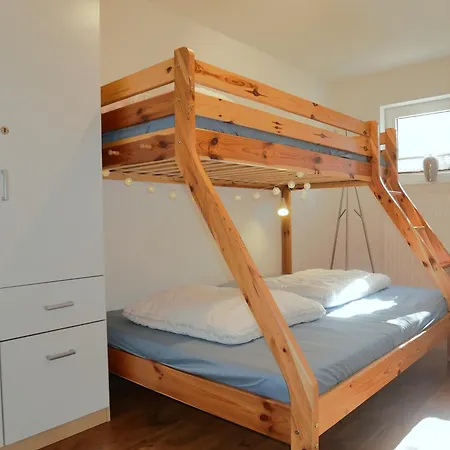 Haus Pröse Mit 2 Ferienwohnungen, 15 Minuten Zur Ostsee Apartment