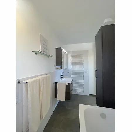 Haus Pröse Mit 2 Ferienwohnungen, 15 Minuten Zur Ostsee
