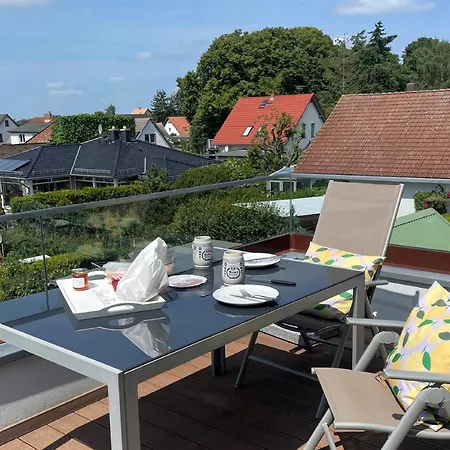 Haus Proese Mit 2 Ferienwohnungen, 15 Minuten Zur Ostsee Koserow