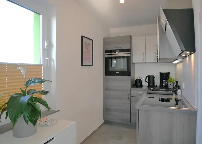 Lejlighed Haus Proese Mit 2 Ferienwohnungen, 15 Minuten Zur Ostsee *