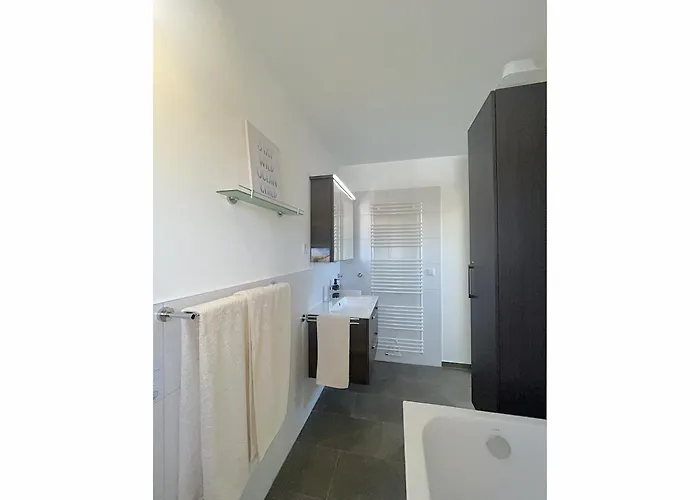 Haus Proese Mit 2 Ferienwohnungen, 15 Minuten Zur Ostsee